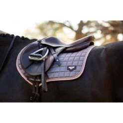 LeMieux Loire Rosé & Truffle Collection Classic Close Contact Square 25 LeMieux Loire Rosé & Truffle Collection Classic Close Contact Square -Equestrian Supplies Store e32000e07812e4801351749e66cd812c.image .1200x1200