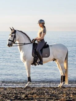 LeMieux Earth Collection Dressage Saddlepad 24 LeMieux Earth Collection Dressage Saddlepad -Equestrian Supplies Store it01419 lifestyle earthdressagepad moss 2 copy cc5d4f0a 48f4 41a7 b915 9265f22eb4be