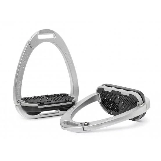 LeMieux Vector Balance Stirrups 4 LeMieux Vector Balance Stirrups - Image 2