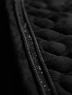 LeMieux Crystal Suede Close Contact Saddlepad -Equestrian Supplies Store lm crystaldetails hr 20 copy